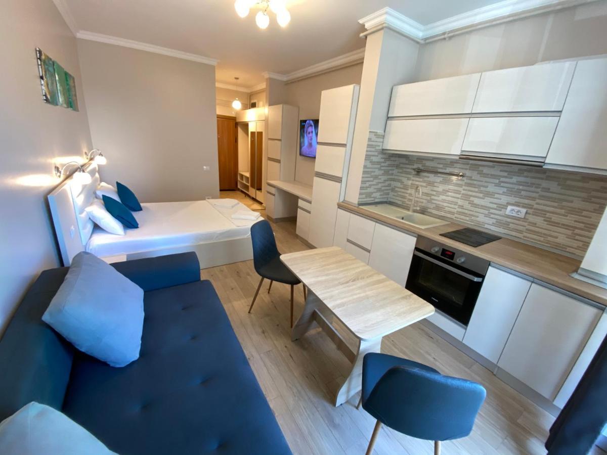 Solid Apartment