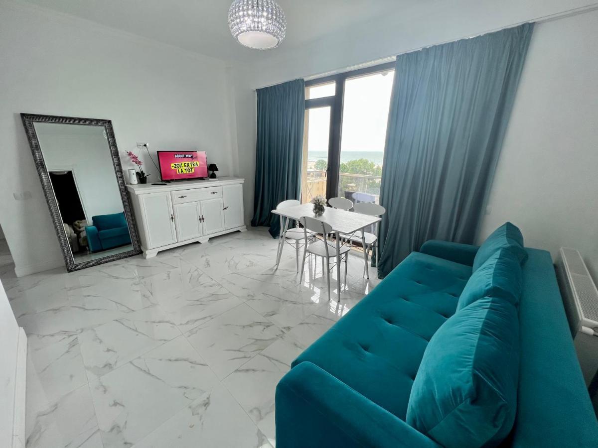 Apartment Solid