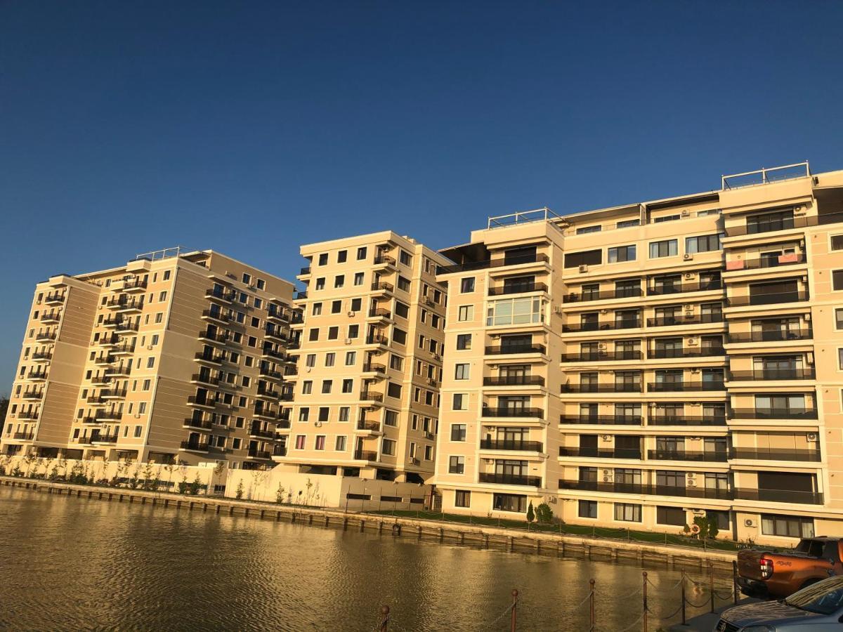 Solid Apartment *